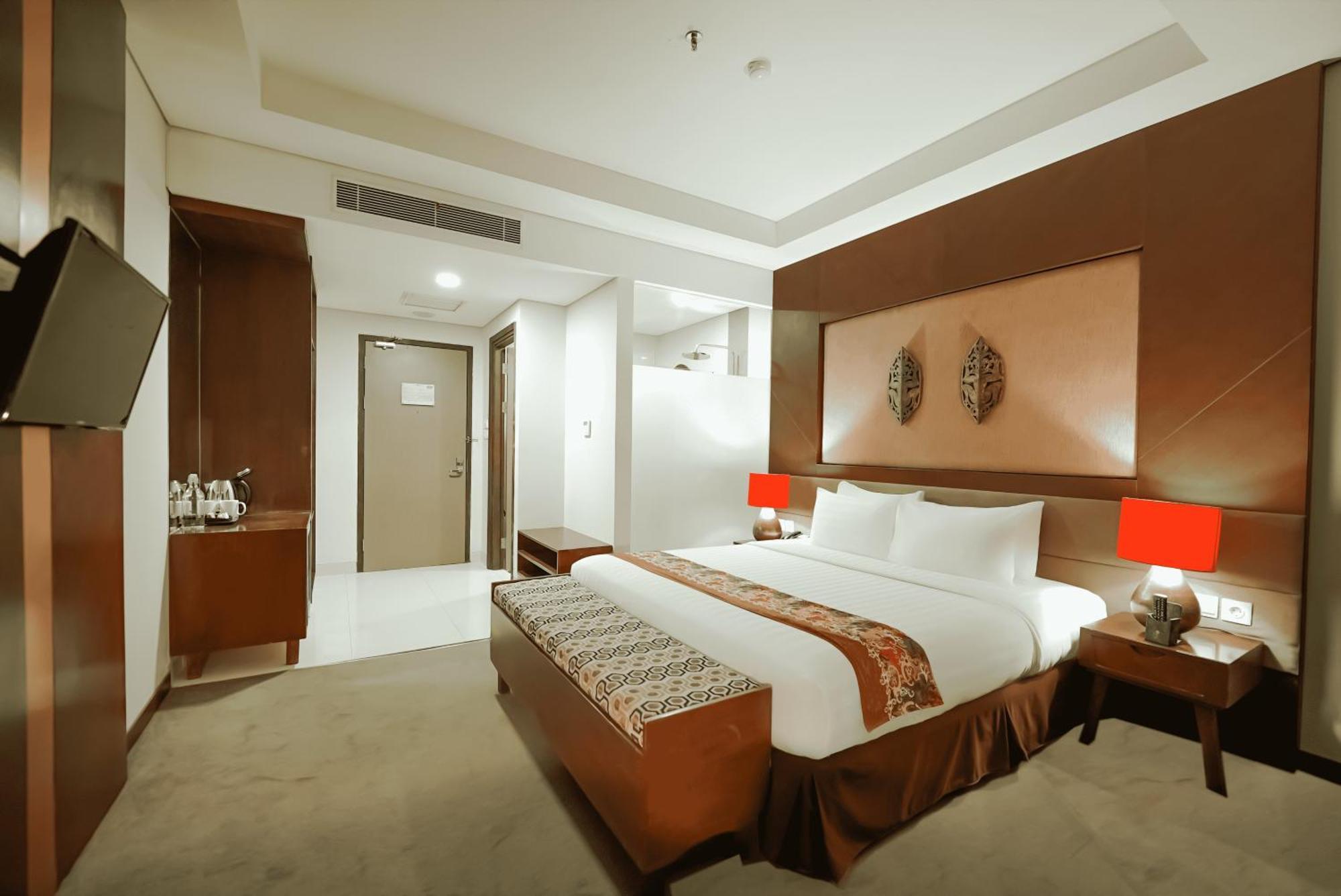 Grand Tjokro Hotel Balikpapan Esterno foto